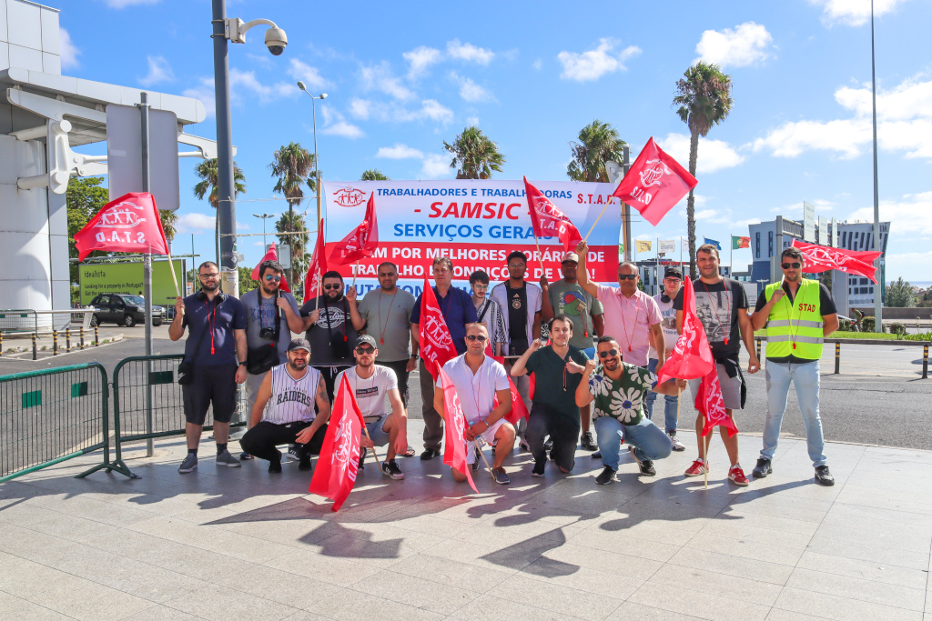 Trabalhadores dos Serviços Gerais do aeroporto de Lisboa estão em greve